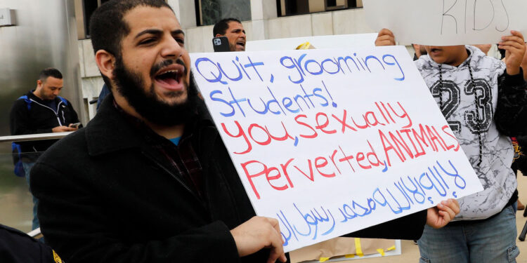 Christians And Muslims Unite In Michigan To Fight Sexually Explicit Material In School Libraries