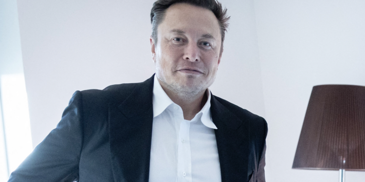 BREAKING: Elon Musk Proposes Twitter Buyout At $54.20 Per Share, Trading Halted As Stock Price Soars