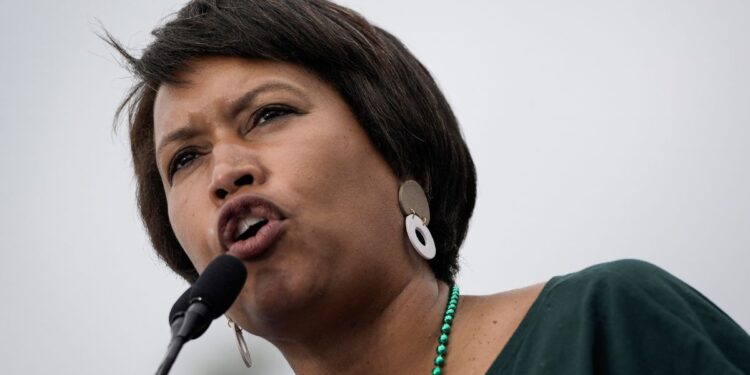Washington, D.C. Advances Bill To Let Non-Citizens Vote