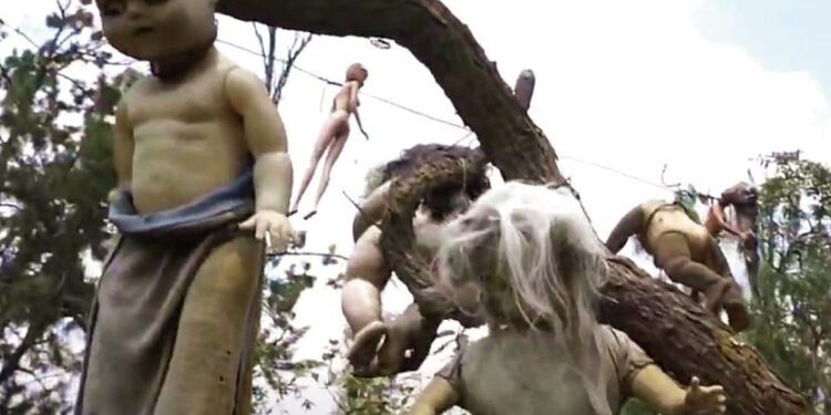Saturday Spookfest: Mexico’s ‘Island of the Dolls’ Is the Creepiest Place on Earth