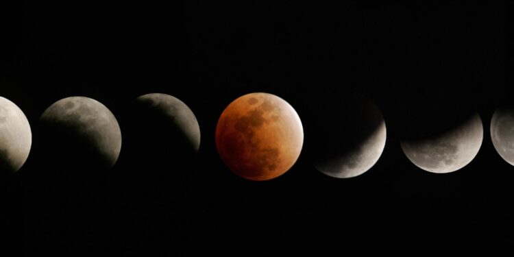 Blood Moon To Appear During Lunar Eclipse On Election Day