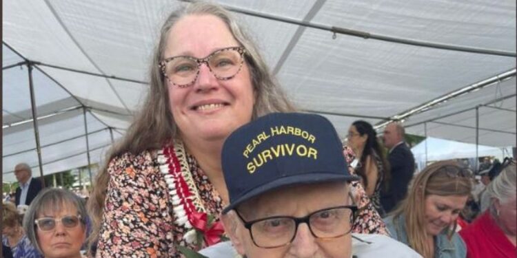 Feel-Good Friday: 102-Year-Old Pearl Harbor Survivor Ira ‘Ike’ Schab Gets Help to Attend the 81st Pearl Harbor Remembrance Day Ceremony