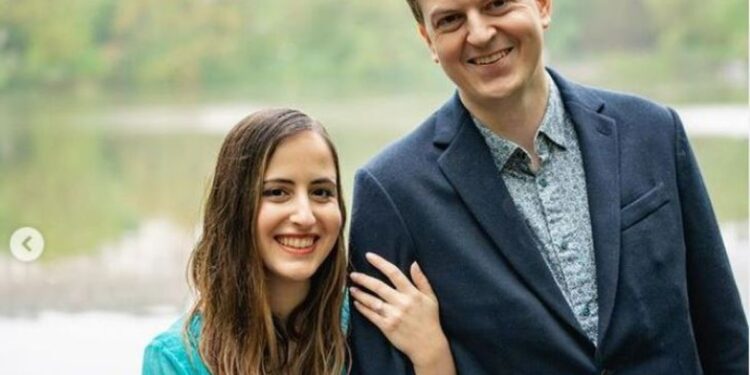 Feel-Good Friday: A Young Doctor’s Desire for Her Deceased Mother to Meet Her Fiancé Gets Fulfilled in a Most Serendipitous Way