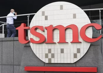 China threatens to “smash” any form of Taiwan independence (plus Warren Buffett sells TSMC stocks)