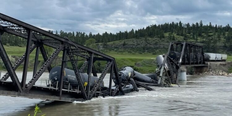 REPORT: Train Derailment With Multiple Tankers Leaking Petroleum Could Threaten River in Montana