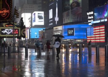Socialist Lawmakers Think New Yorkers Aren’t Paying Their Fair Share for the Illegal Immigrant Crisis