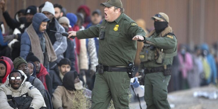 Top Democrat Senator Demands Border ‘Must Be Shut Down’: ‘We Are Sold Out. We Are Over Capacity.’