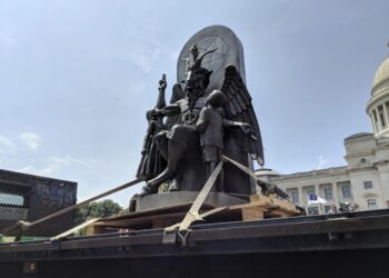 That Controversial Satan Statue in the Iowa Capitol Building Just Got Beheaded – RedState