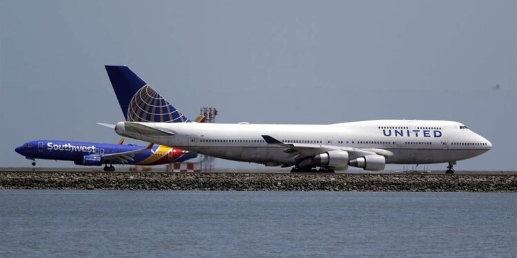 You Should Rethink Flying United Airlines – HotAir