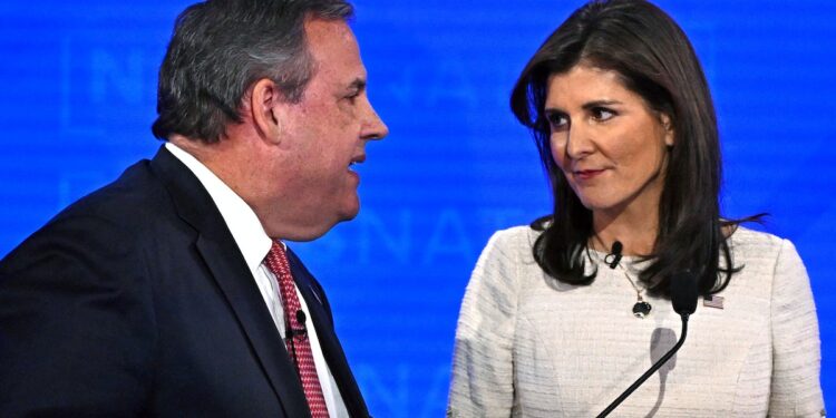 Chris Christie Rips Nikki Haley On Hot Mic: ‘She’s Going To Get Smoked,’ ‘She’s Not Up To This’