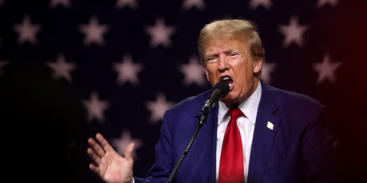 Trump Calls Border Bill ‘Trap’ For Republicans: ‘Don’t Be Stupid!’