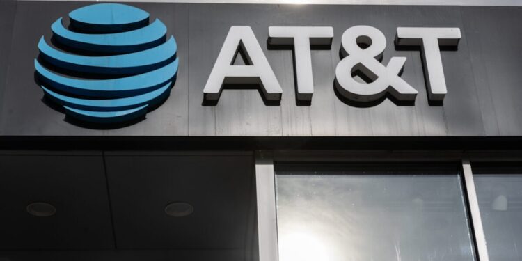AT&T Says Massive Service Outage Likely Caused By Software Update Glitch