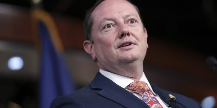 House Lawmakers Ask Speaker Johnson For Panel To Investigate Govt Response To UFOs