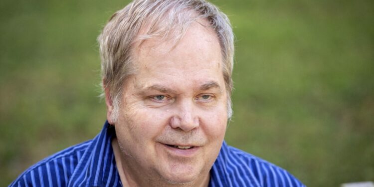 Man Who Tried To Assassinate Ronald Reagan Claims He’s A Victim Of ‘Cancel Culture’