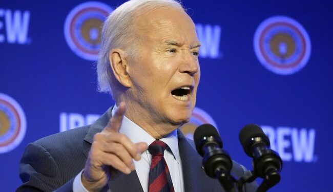 Joe Biden Tells ‘Jokes’ at the Nerd Prom, Pushes a Hoax and Gives the Press Their Marching Orders – RedState