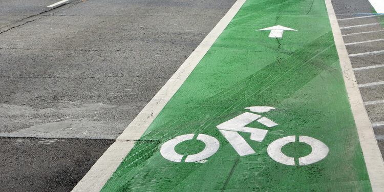 Why It’s Not Safe to Put a Bike Lane in Some Places