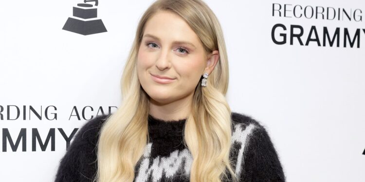 Grammy Award-Winning Singer Adds A.I. Clause Into Her Will: ‘You Can’t Use My Voice’