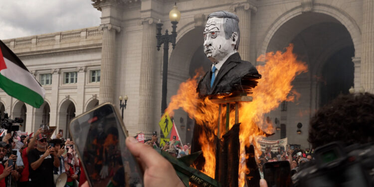 Pro-Palestine Protesters Run Amok in DC Protest of Netanyahu