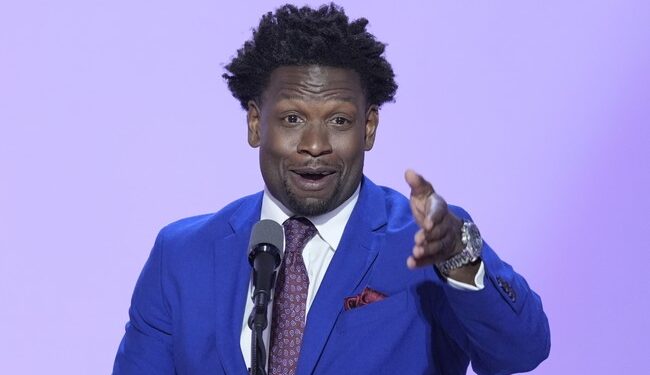 Detroit Pastor Lorenzo Sewell Preaches on the ‘Miracle by a Millimeter’ at Night 4 of the RNC – RedState