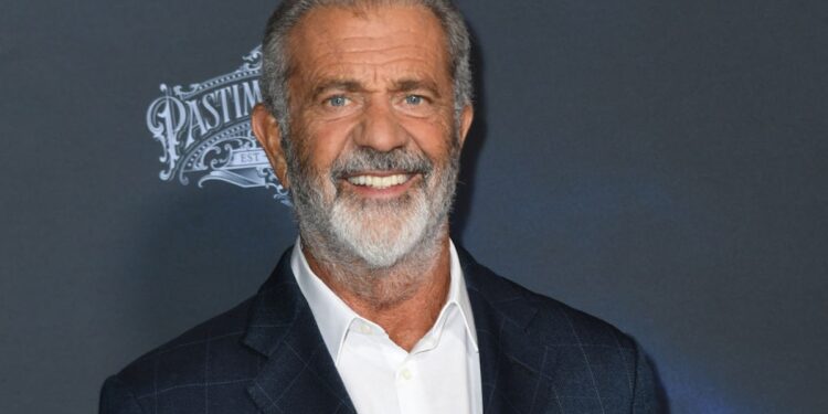 Mel Gibson Rips Kamala, Says He’s Voting Trump