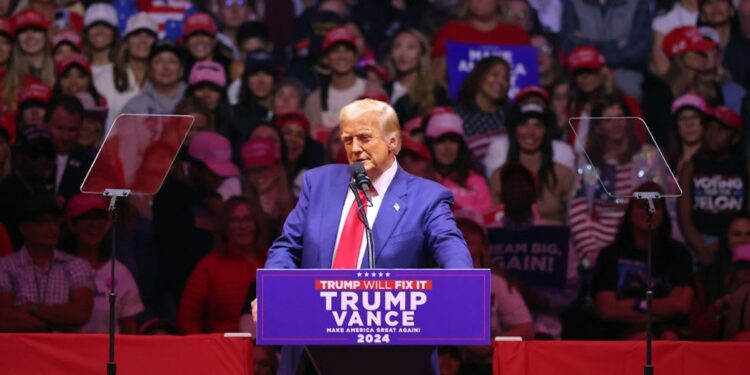 Trump Rocks Madison Square Garden, Kamala Panics