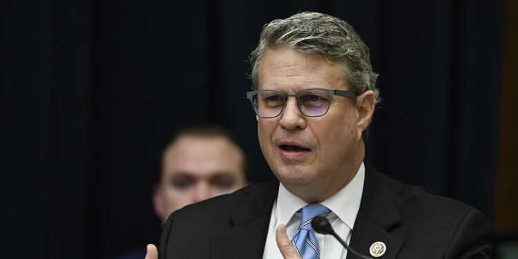 Michigan Is a Road to the White House, Rep. Huizenga Says