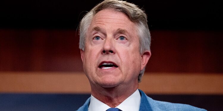 GOP Lawmakers Team Up to Define Male and Female by Biology