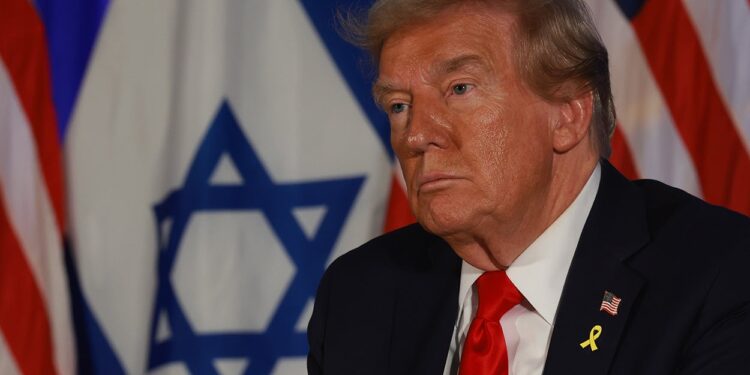 Daughter of Hostages Praises Trump for His Warning to Hamas