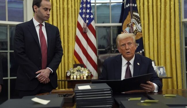 Trump Signs Clemency Action for 1500+ J6 ‘Hostages’ – HotAir