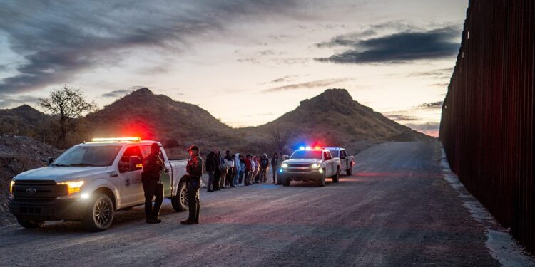 Single-Day Illegal Alien Encounters at Border Hit 15-Year Low