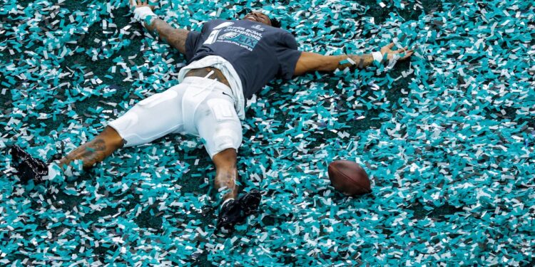 Here’s What Happens To The Losing Team’s Pre-Made Super Bowl Merch