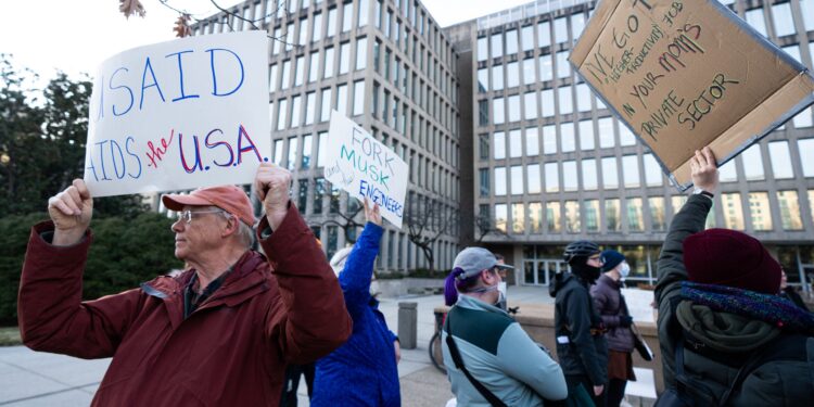 Trump 2.0 Has Deep State, Bureaucrats Back on Their Heels
