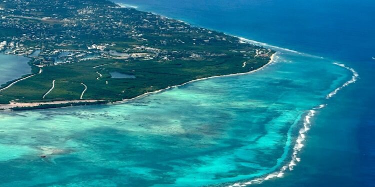 7.6 Magnitude Earthquake Rocks Caribbean, Tsunami Warnings Issued