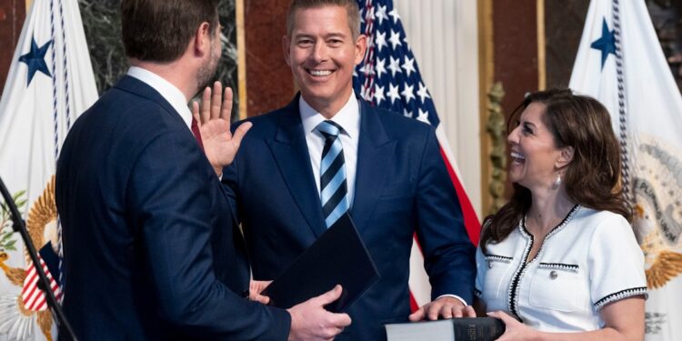 Pro-Life Transportation Sec’s Tiny Daughter With Down Syndrome Beams For Photo With Trump