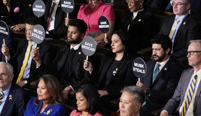 Dana Perino Delivers the Perfect Response to Those Desperate Dem Signs at Trump Address – RedState