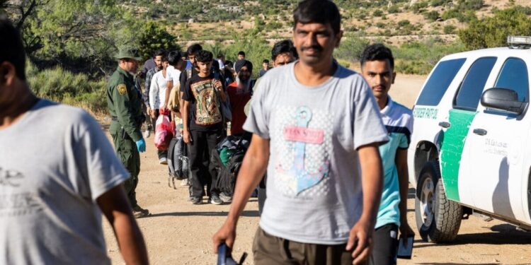 Foreign-Born Population Surges To New High With Illegal Immigration Driving Increase, Report Finds