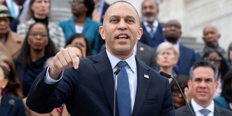Voters Support Government Efficiency, Democrats Don’t Get It