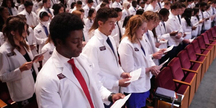 Med Schools Replace Medical Merit With Obesity Denial And DEI Doctrine, Watchdog Reports