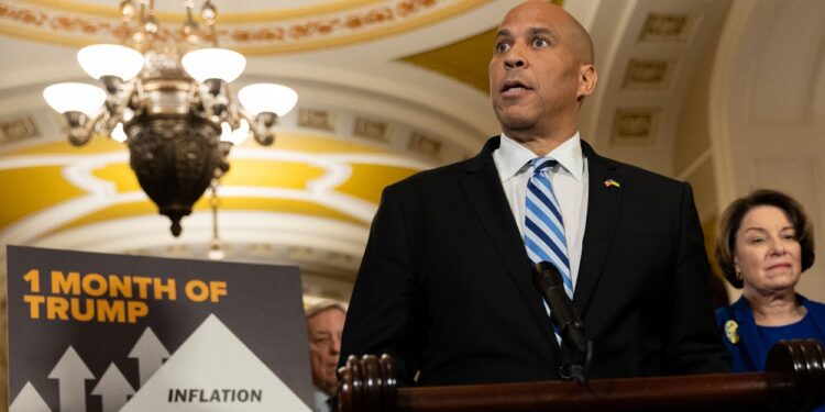 Democrats Bash Trump but Won’t Offer an Alternative Agenda