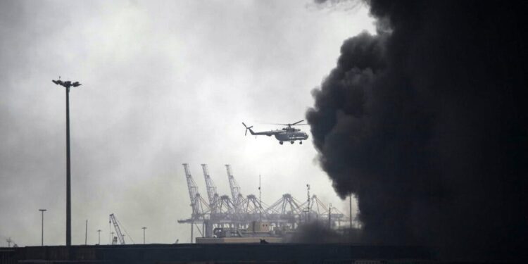 Massive Explosion Rocks Major Iranian Port, Killing 14 And Injuring 750