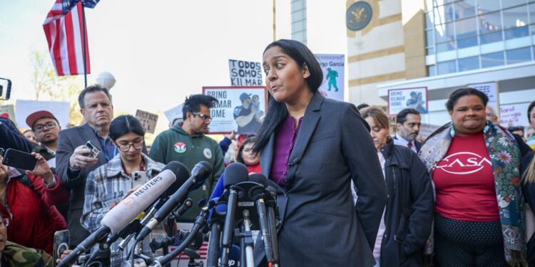 Dems Defend Deportee, Censorship Group Dissolved, UK Answers ‘What Is A Woman?’