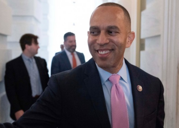 Former Pelosi Aide Torches Hakeem Jeffries’ Leadership, Calls Out Dems’ ‘Embarrassing’ Failures – RedState