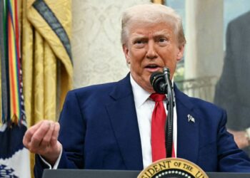 Trump Commutes Sentence of ‘Gangster Disciples’ Founder