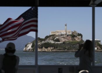 Former FBI Agent Has a Better Idea – RedState