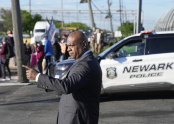 Ho Hum, Nothing to See, Just Democrats Staging an Insurrection At ICE Facility – HotAir