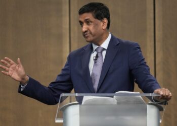 Ro Khanna Steps in It Big Time in Defense of New Jersey MS-13 Caucus Members – RedState